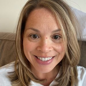 Meet your Posher, Kara